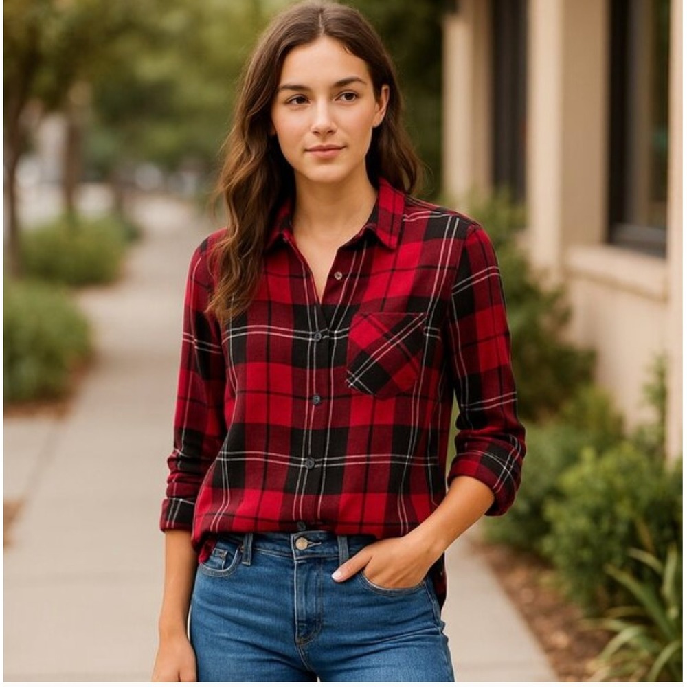 Rails Hunter‎ Plaid Shirt SM Red Black Holiday Cozy Y2K Soft Flannel Button Down